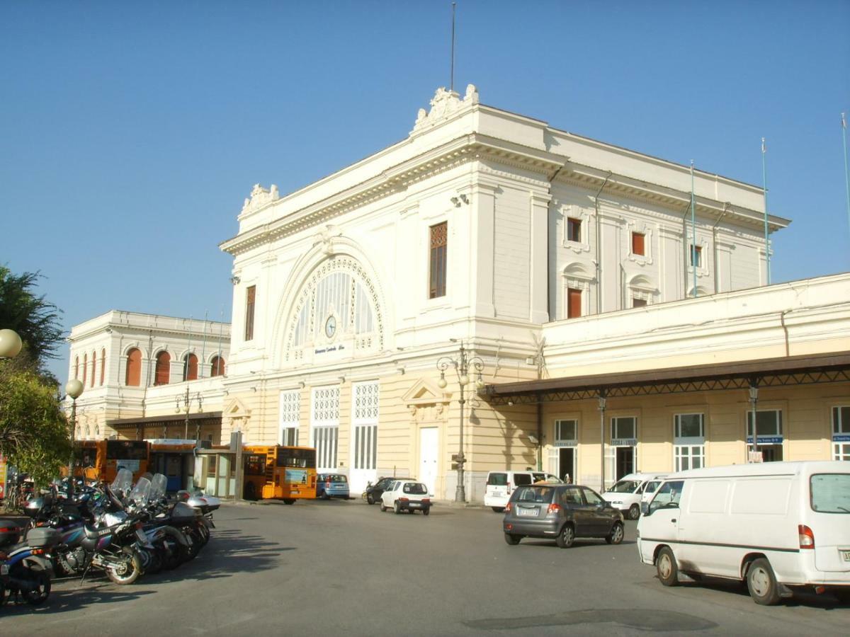 Hotel Houston Livorno - Struttura Esclusivamente Turistica - Not For Business Or Workers المظهر الخارجي الصورة