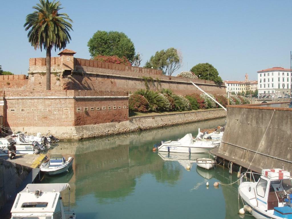 Hotel Houston Livorno - Struttura Esclusivamente Turistica - Not For Business Or Workers المظهر الخارجي الصورة