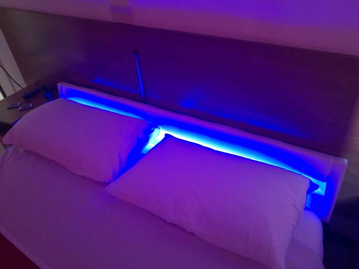 Hotel Houston Livorno - Struttura Esclusivamente Turistica - Not For Business Or Workers المظهر الخارجي الصورة
